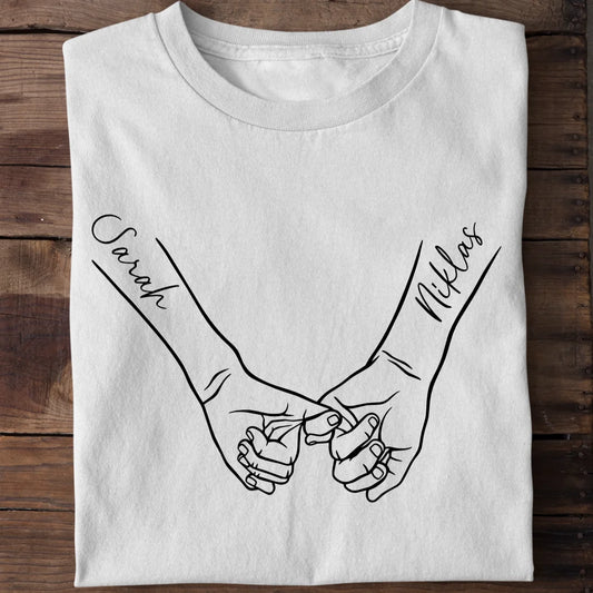 Couple Hands - Bio Herren Shirt *personalisierbar*