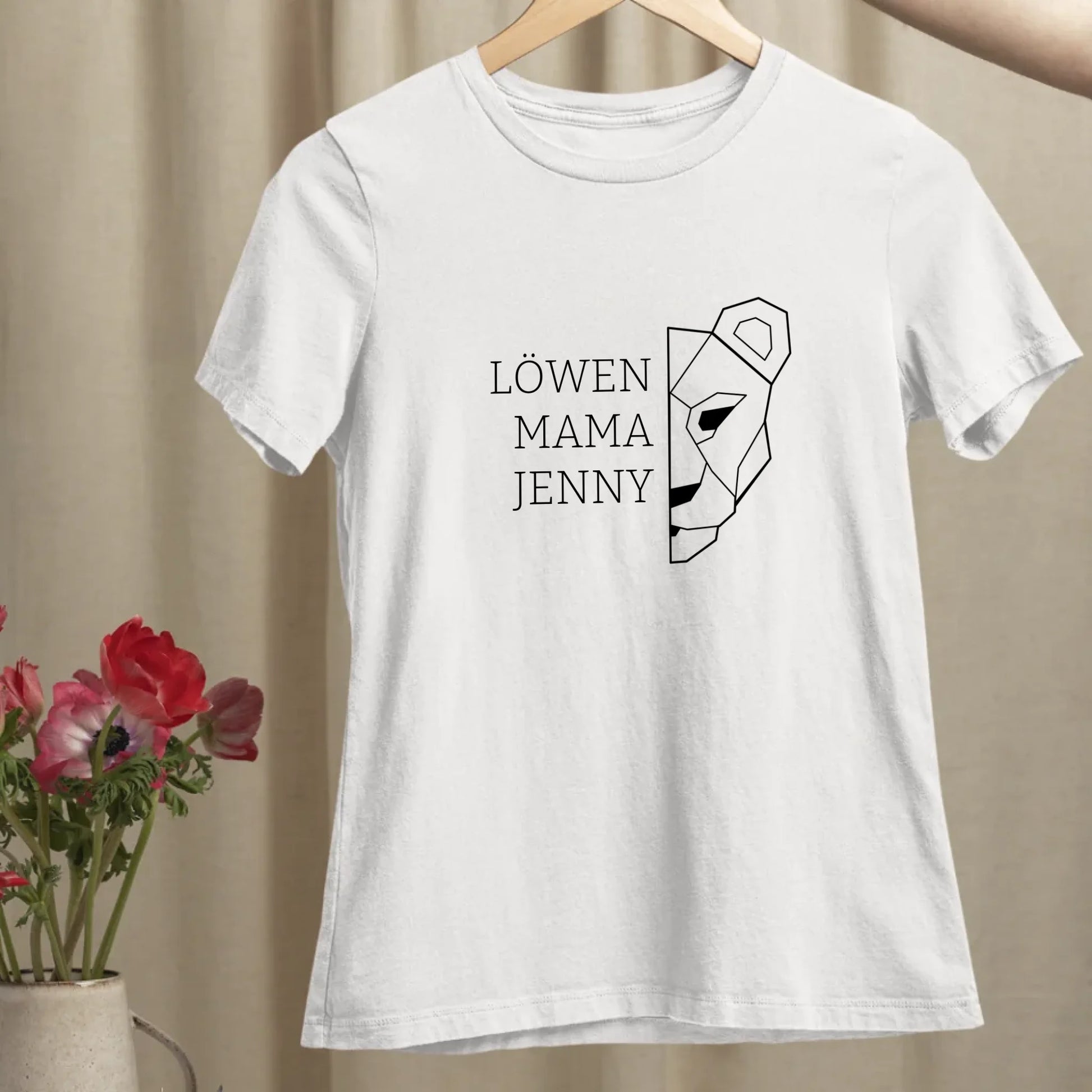 Löwen Mama - Bio Damen Shirt *personalisierbar (mit Namen)*