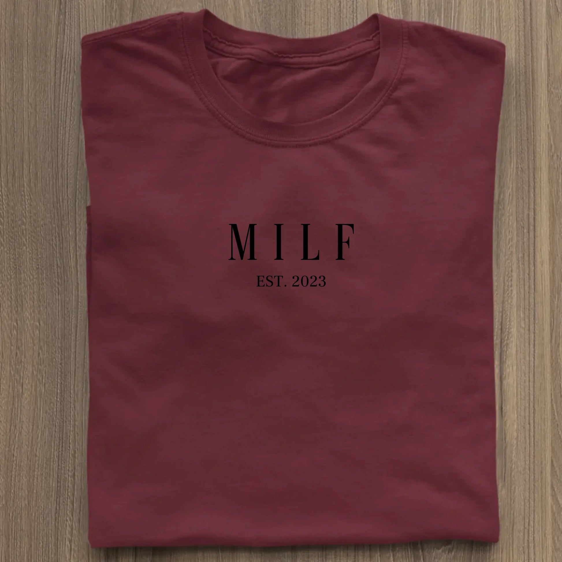 MILF - Premium Organic Shirt *personalisierbar* Stella Muser Shirt ST ST Burgundy