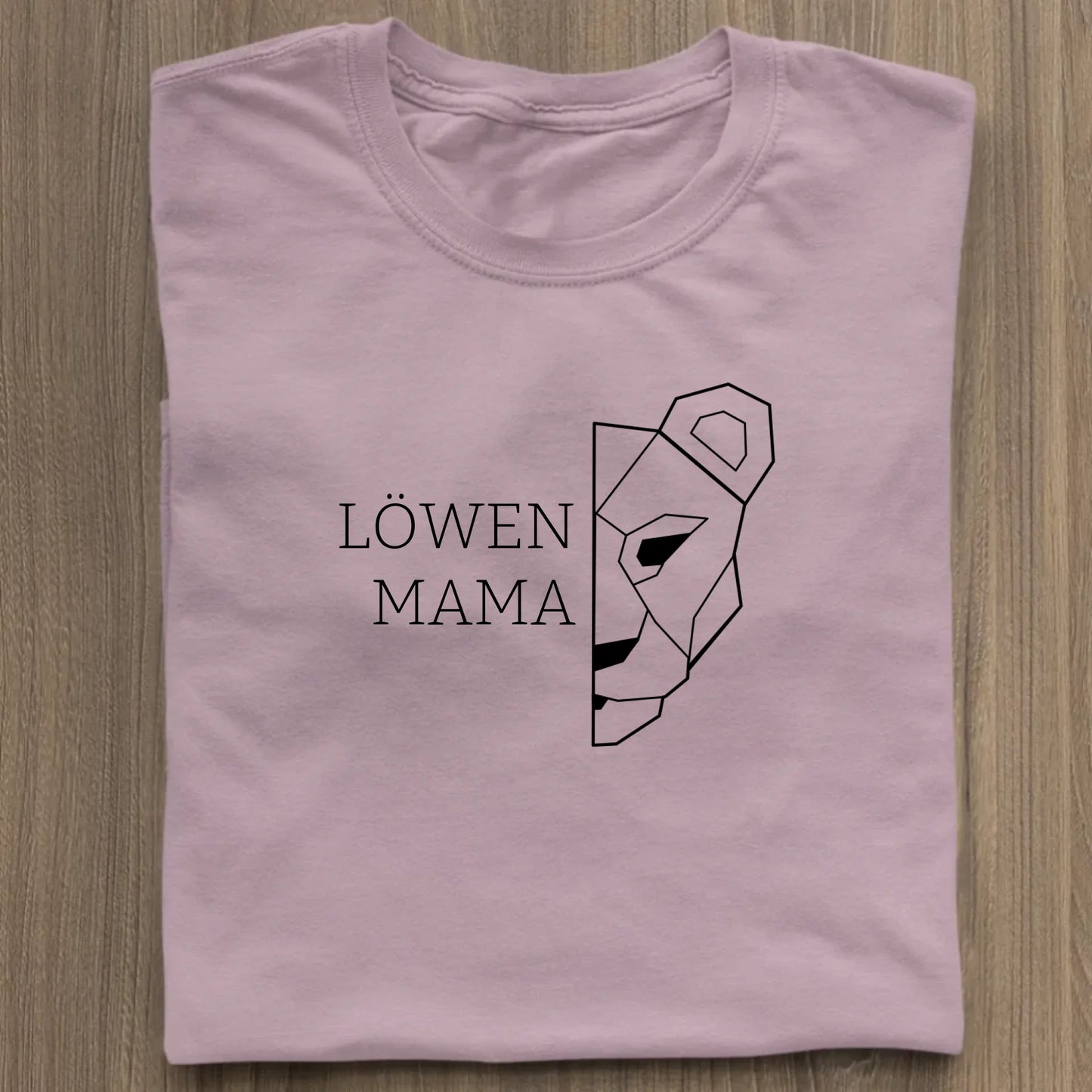 Löwen Mama - Bio Damen Shirt *personalisierbar (ohne Namen)* Stella Muser Shirt ST ST Lilac-Dream