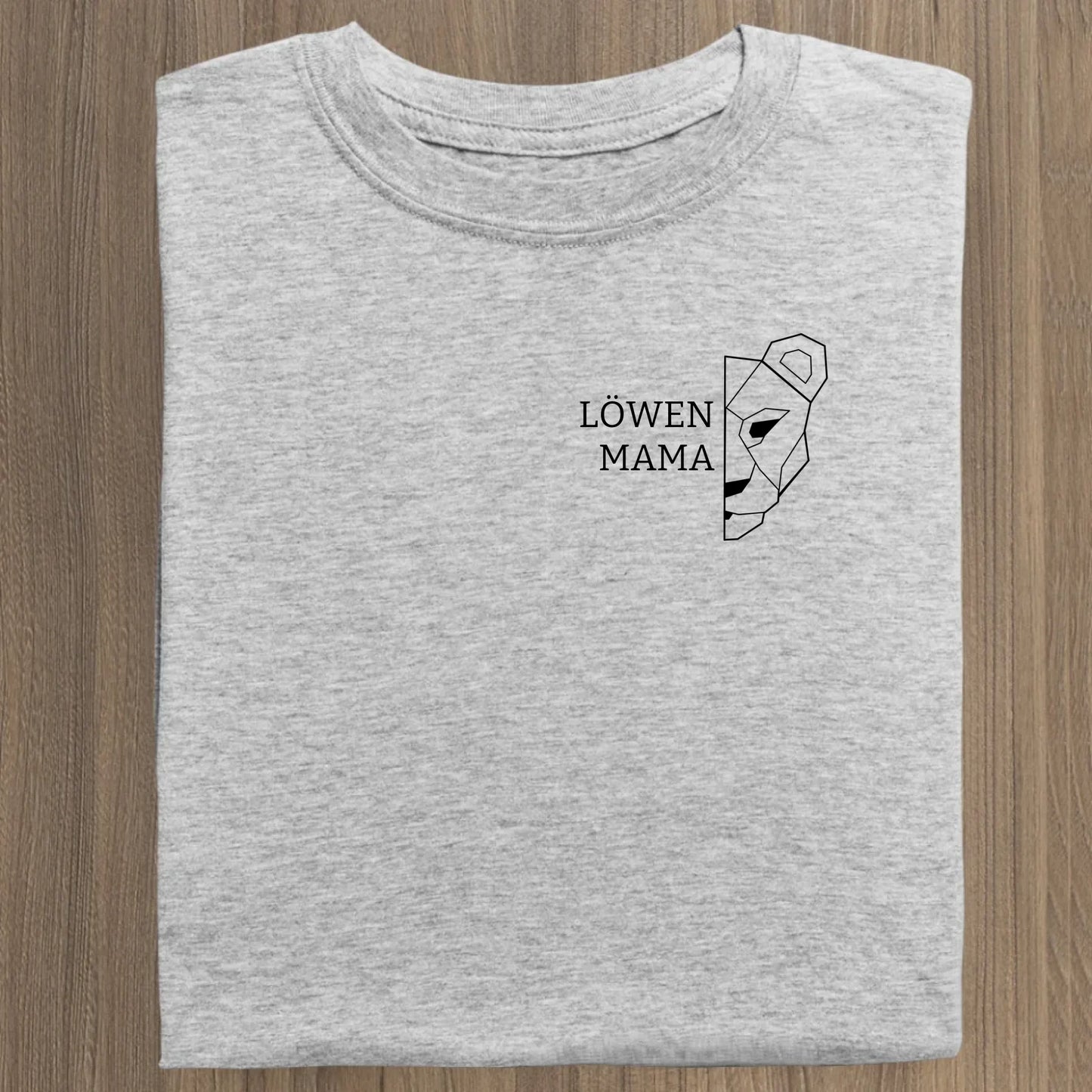 Löwen Mama Brusttasche - Bio Damen Shirt *personalisierbar (ohne Namen)* Stella Muser Shirt ST ST Heather-Grey