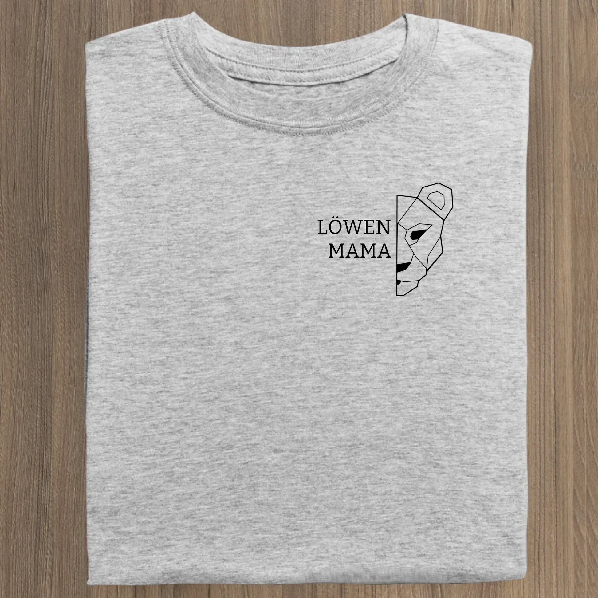 Löwen Mama Brusttasche - Bio Damen Shirt *personalisierbar (ohne Namen)* Stella Muser Shirt ST ST Heather-Grey