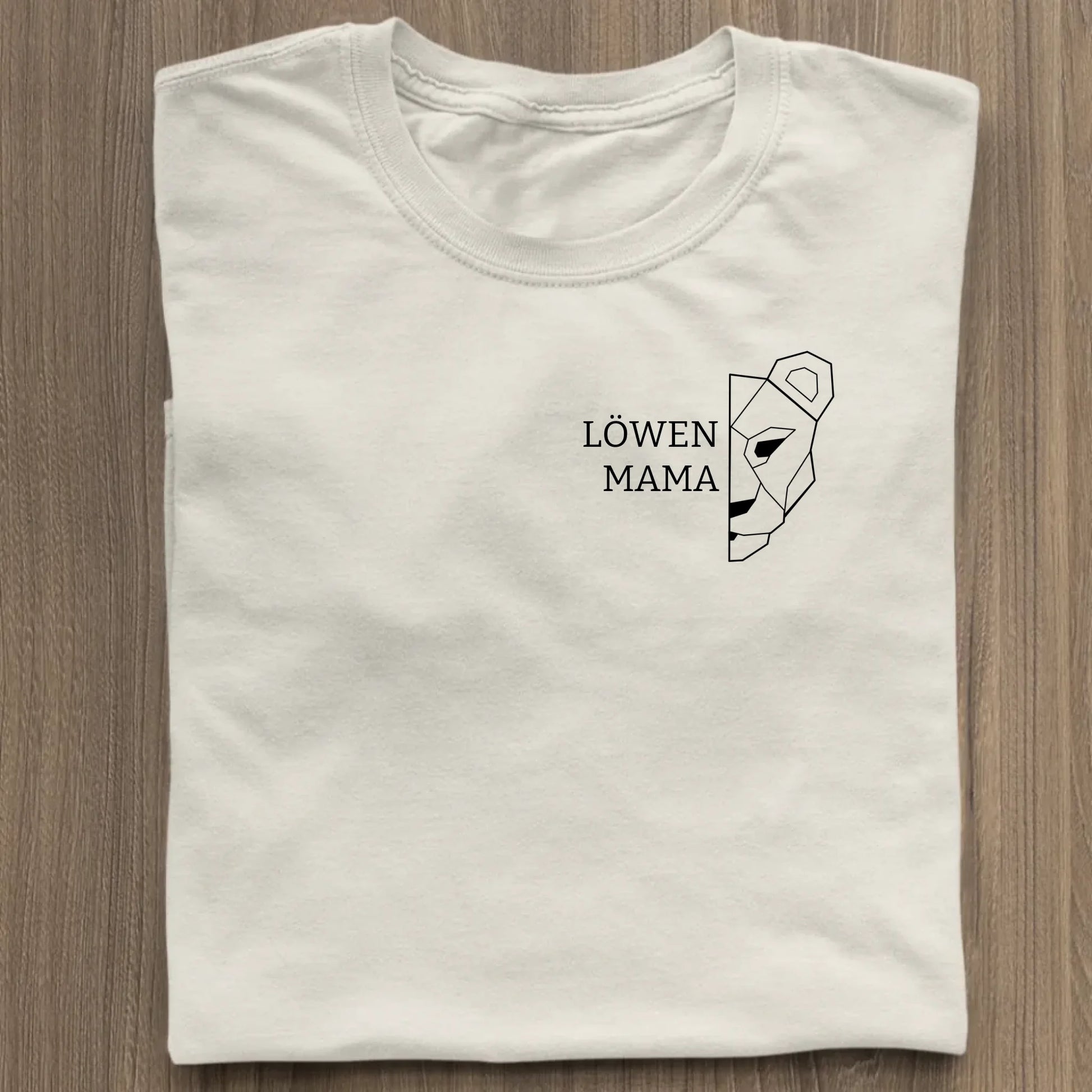 Löwen Mama Brusttasche - Bio Damen Shirt *personalisierbar (ohne Namen)* Stella Muser Shirt ST ST Natural-Raw